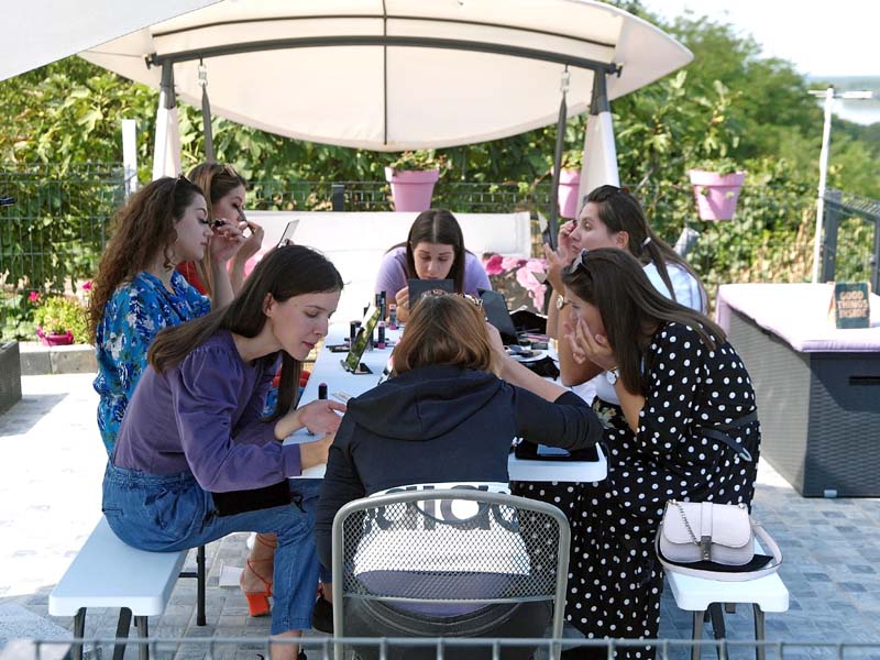 women's-days-ilok-modnialmanah-iločki-podrumi