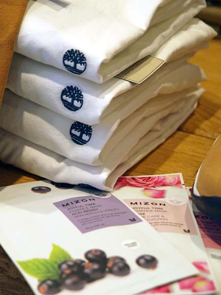 rijeka-timberland-ztc-centar-fashion-moda-modnialmanah-alma-premerl-zoko-holy-donut-nitui-mizon-maska-za-lice