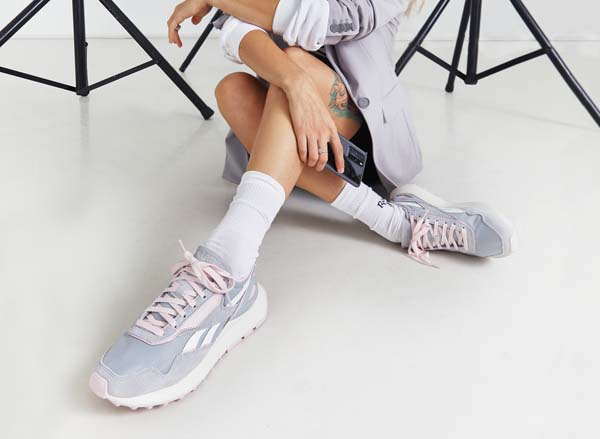 fashion-reebok-LEAD-WITH-YOUR-LEGACY-modnialmanah-moda