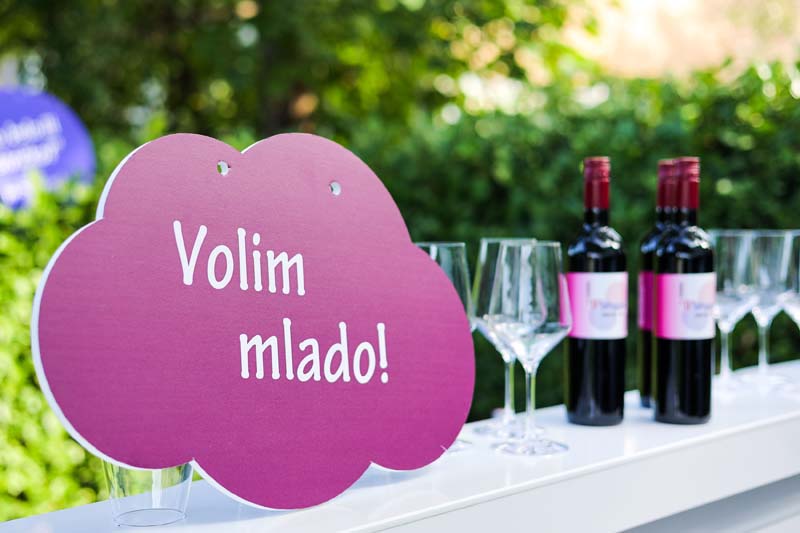 gastro-modnialmanah-vino