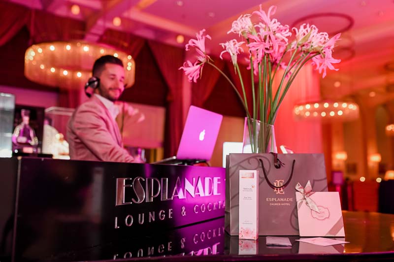 Esplanade-PINK-Life-modnialmanah-lifestyle