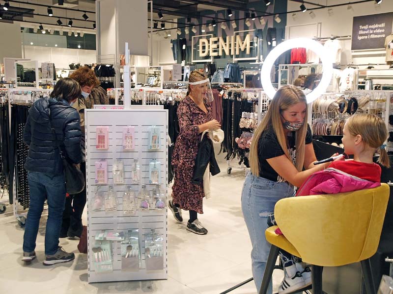 alma-premerl-zoko-z-centar-savjetovanje-make-up-šminka-modnialmanah