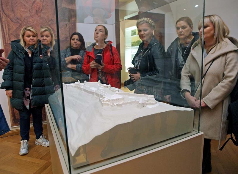 modnialmanah-ilok-vukovar-srijem-lifestyle-alma-premerl-zoko