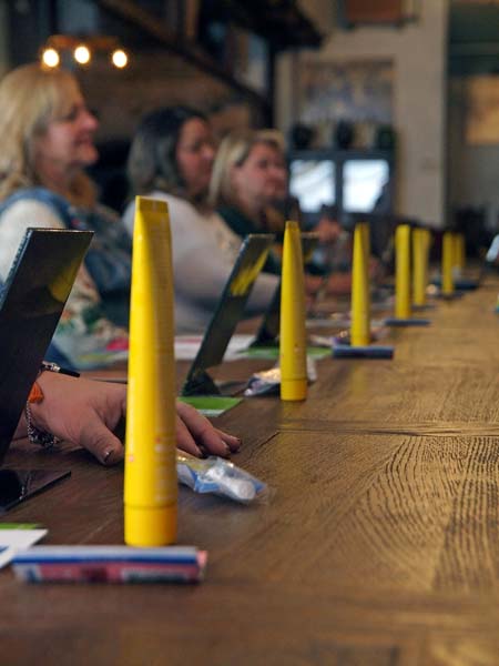 curaprox-modnialmanah-zubi-četkica-za zube-higijena-oralna-ivana-borčić-sesar