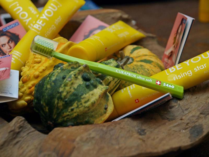 curaprox-modnialmanah-zubi-četkica-za zube-higijena-oralna-ivana-borčić-sesar