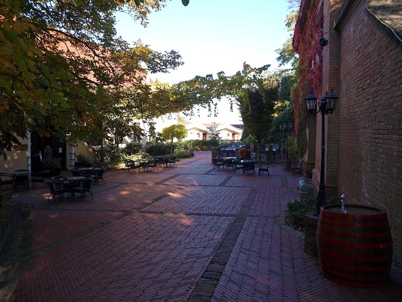 lifestyle-iločki-podrumi-modnialmanah