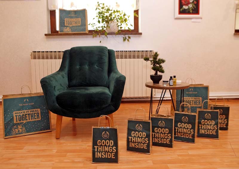 the-body-shop-modnialmanah-womens-days-beauty-njega-koža