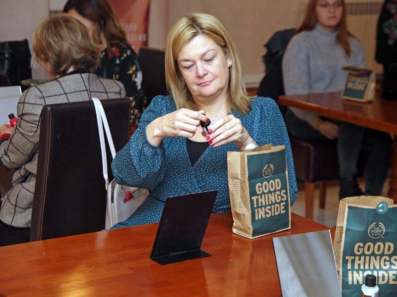 the-body-shop-modnialmanah-womens-days-beauty-njega-koža