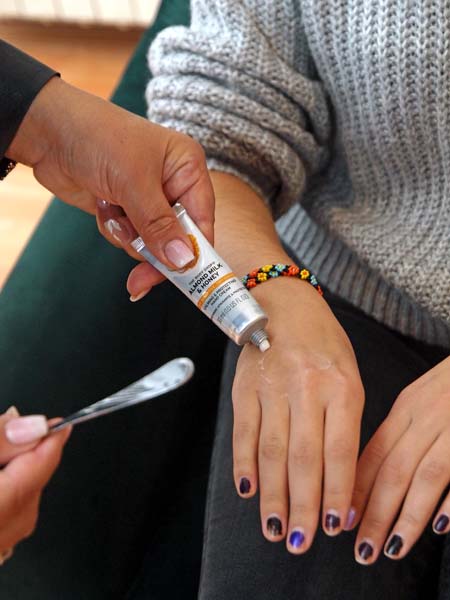 the-body-shop-modnialmanah-womens-days-beauty-njega-koža