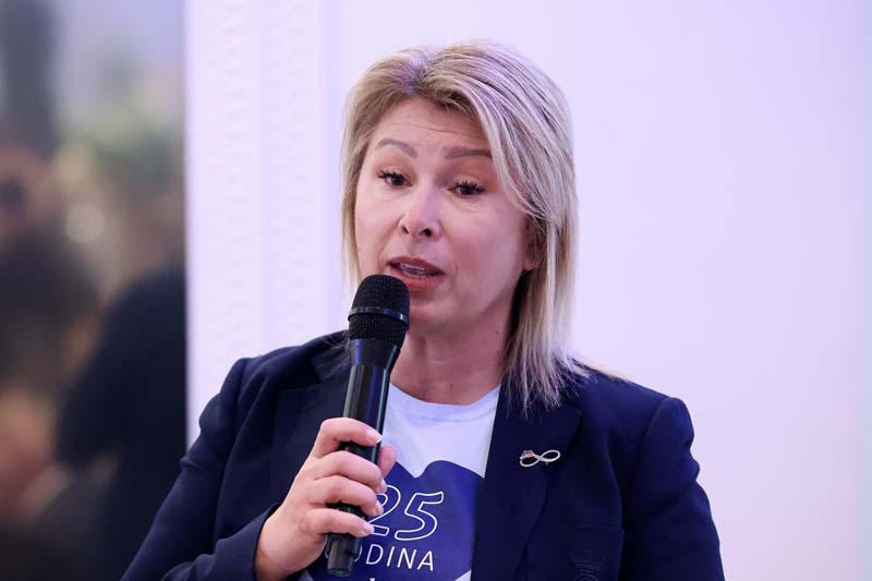 dm-predstavljanje-poslovnih-rezultata-2021-25-godina-lifestyle-modnialmanah