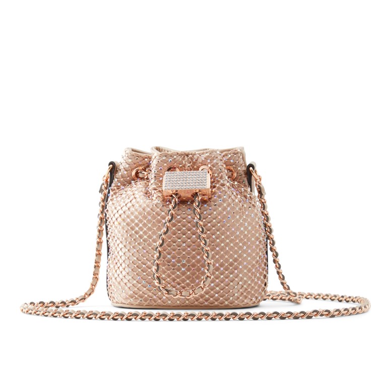 fashion-moda-nova-godina-doček-što-obući-što-odjenuti-modnialmanah