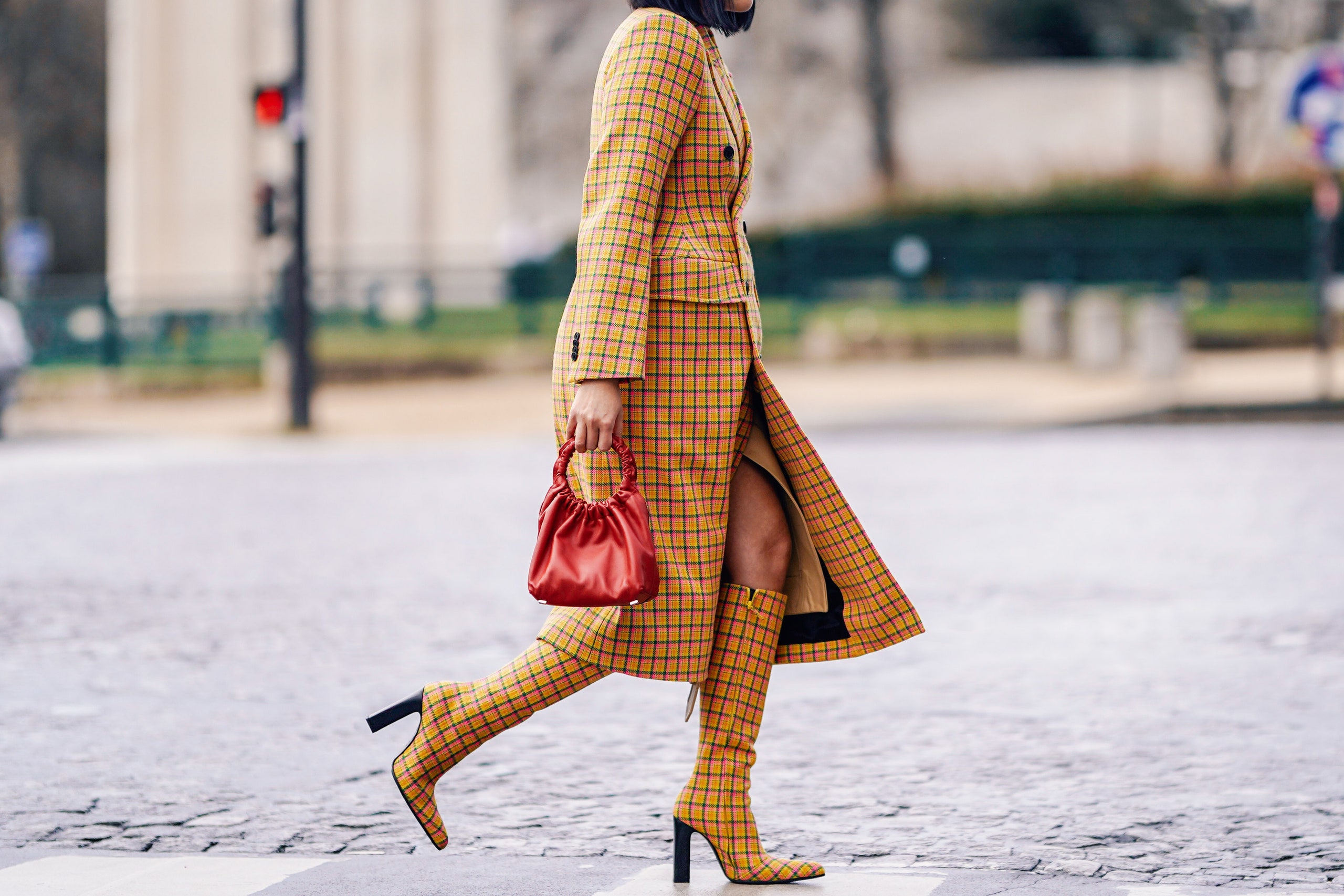 fashion-čizme-noge-modnialmanah-modni-savjeti