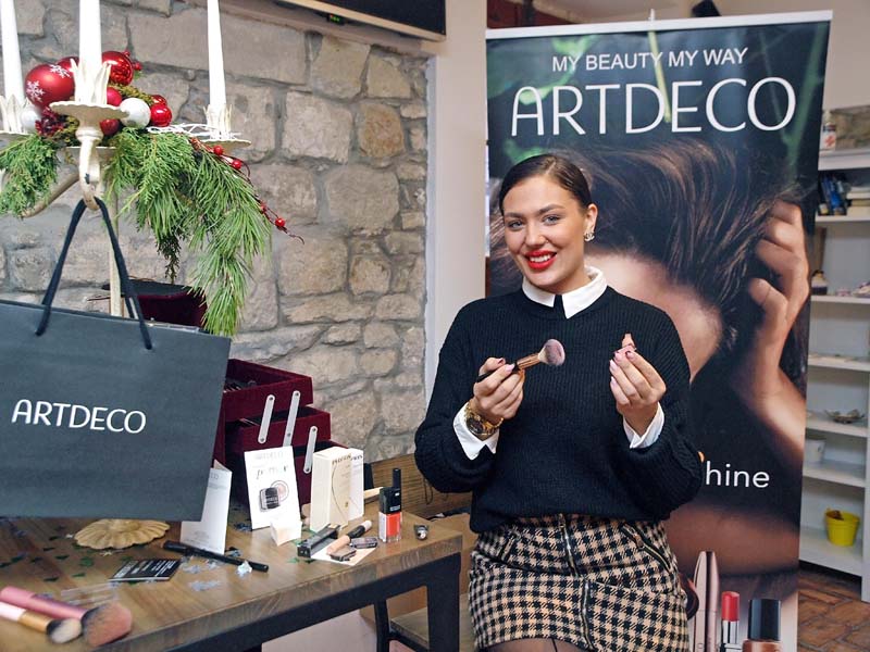 art-deco-beauty-make-up-šminka-modnialmanah