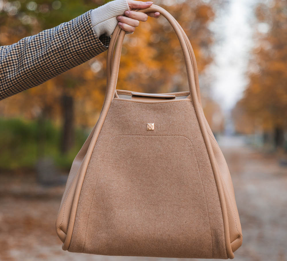fashion-moda-cozy-look-Högl-smeđe-modnialmanah