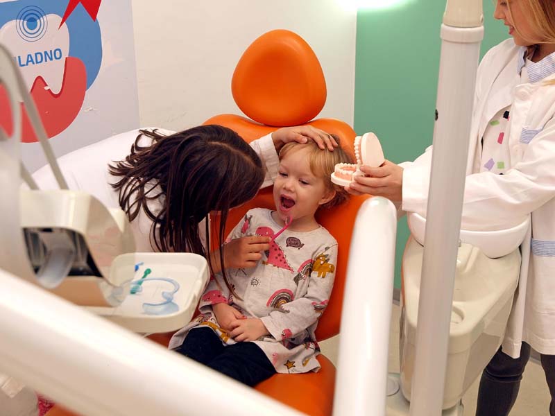 lifestyle-zabava-minipolis-modnialmanah-rođendan-igraonica-klinci-kamp