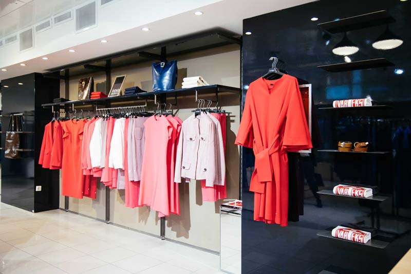 shopping-modnialmanha-kolekcija-preuređeni-prodajni-prostor