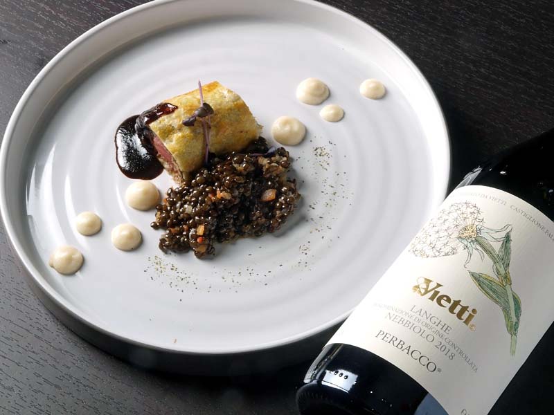 gastro-opatija-ambasador-hotel-imperial-kavana-modnialmanah- La-Fourchette-D’Or-cubo