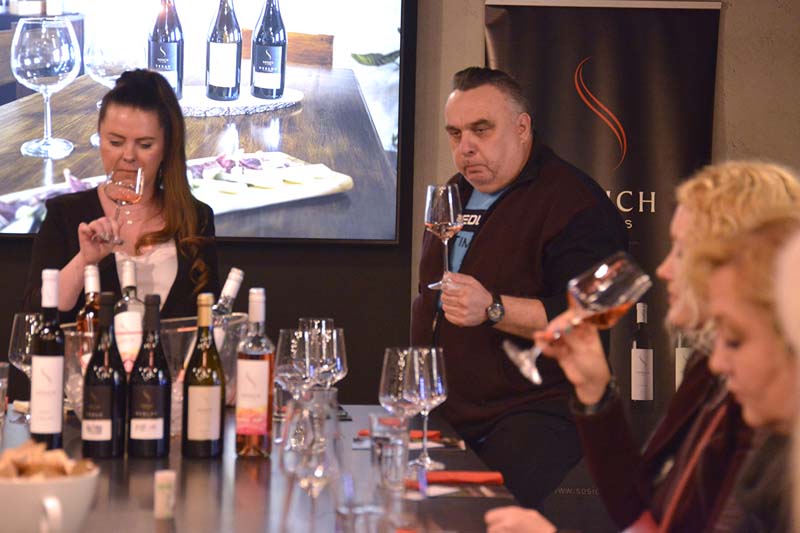 sosich-vina-vinski-razgovori-modnialmanah-eno-gastro