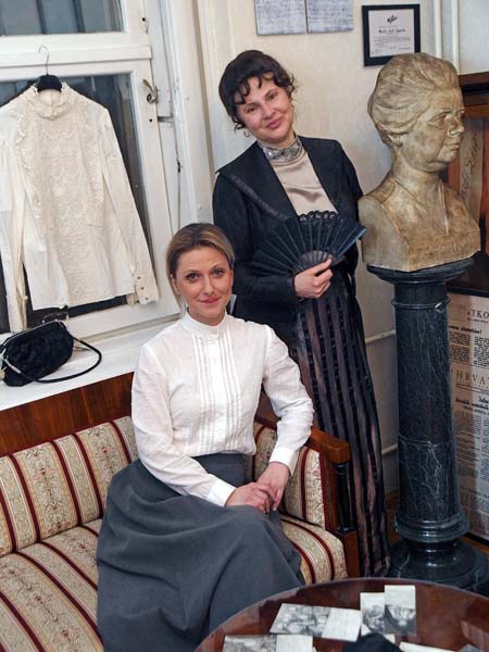 lifestyle-zagorkina-večer-modnialmanah-alma-premerl-zoko-marija-jurić-zagorka-stan-modnialmanah