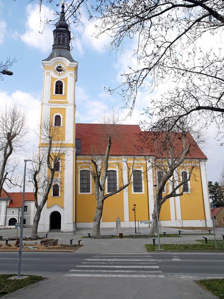virovitica-virovitičko-podravska-županija-women's-days-by-modnialmanah-papuk-dvorac-janković-pejačević-apolitico