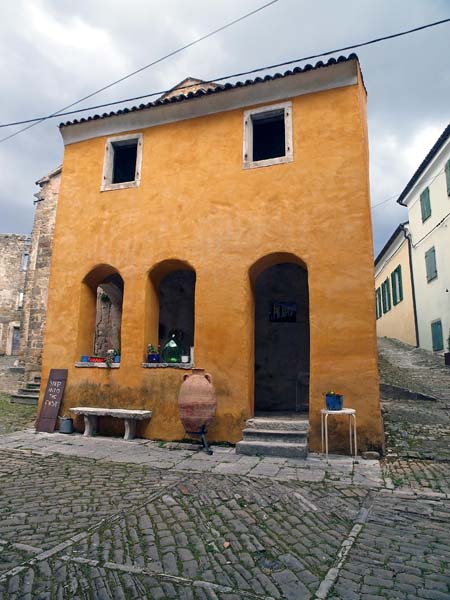 buje-bujština-istra-lifestyle-modnialmanah-putovanje-izlet