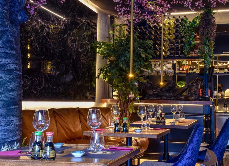 cunami-gastro-restoran-sushi&wine-bar-modnialmanah