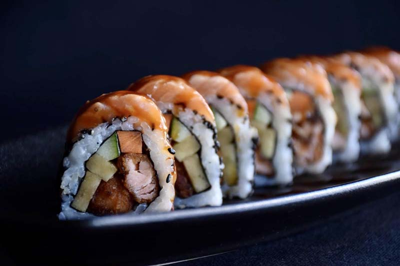 cunami-gastro-restoran-sushi&wine-bar-modnialmanah