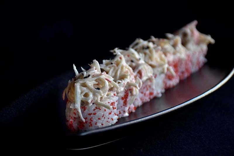 cunami-gastro-restoran-sushi&wine-bar-modnialmanah