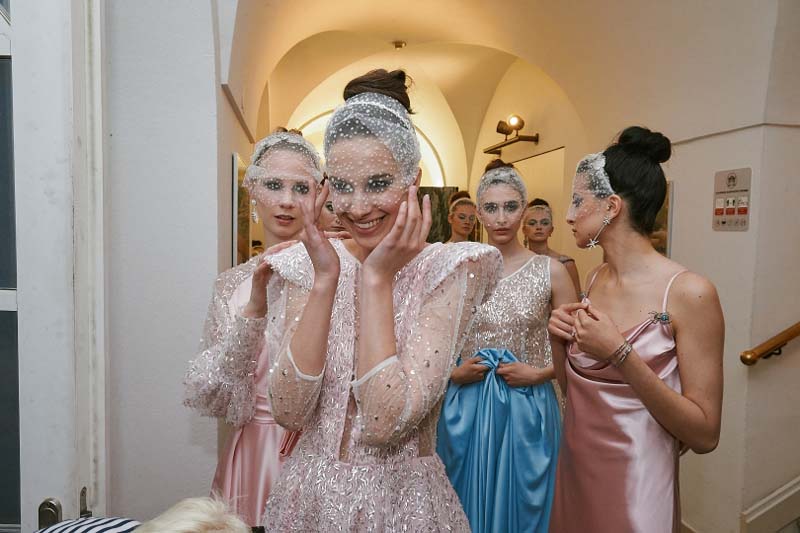 fashion-atelier-modnialmanah-moda-iza-kulise