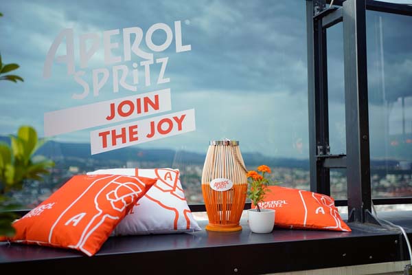 Join-the-joy-aperol-spritz-lateral-lifestyle-modnialmanah
