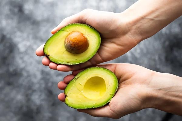 gastro-avokado-oguliti-modnialmanah-savjet