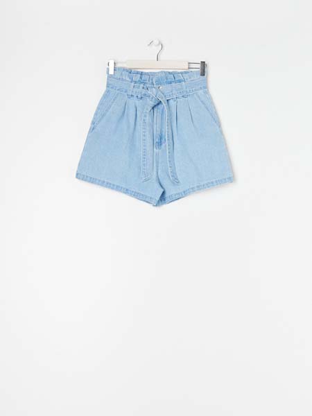 fashion-kratke-hlačice-modni-savjeti-modnialmanah-alma-premerl-zoko