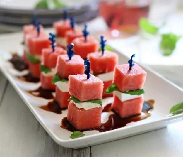 gastro-lubenica-posluživanje-modnialmanah