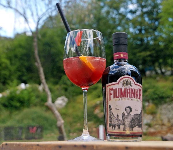 suza-croatian-spirit-modnialmanah-fiuman-fiumanka-matulji-gin-liker-rakija
