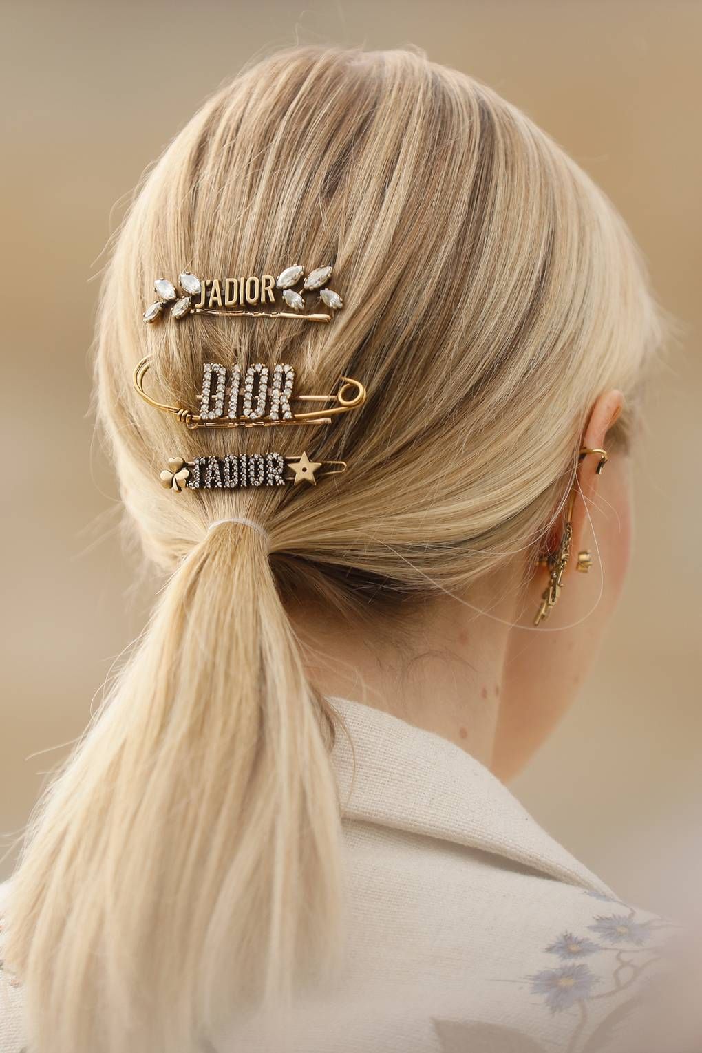 kosa-hair-kopča-frizura-beauty-modnialmanah