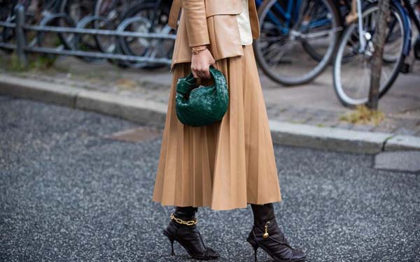 suknje-fashion-moda-jesen-2022-modnialmanah