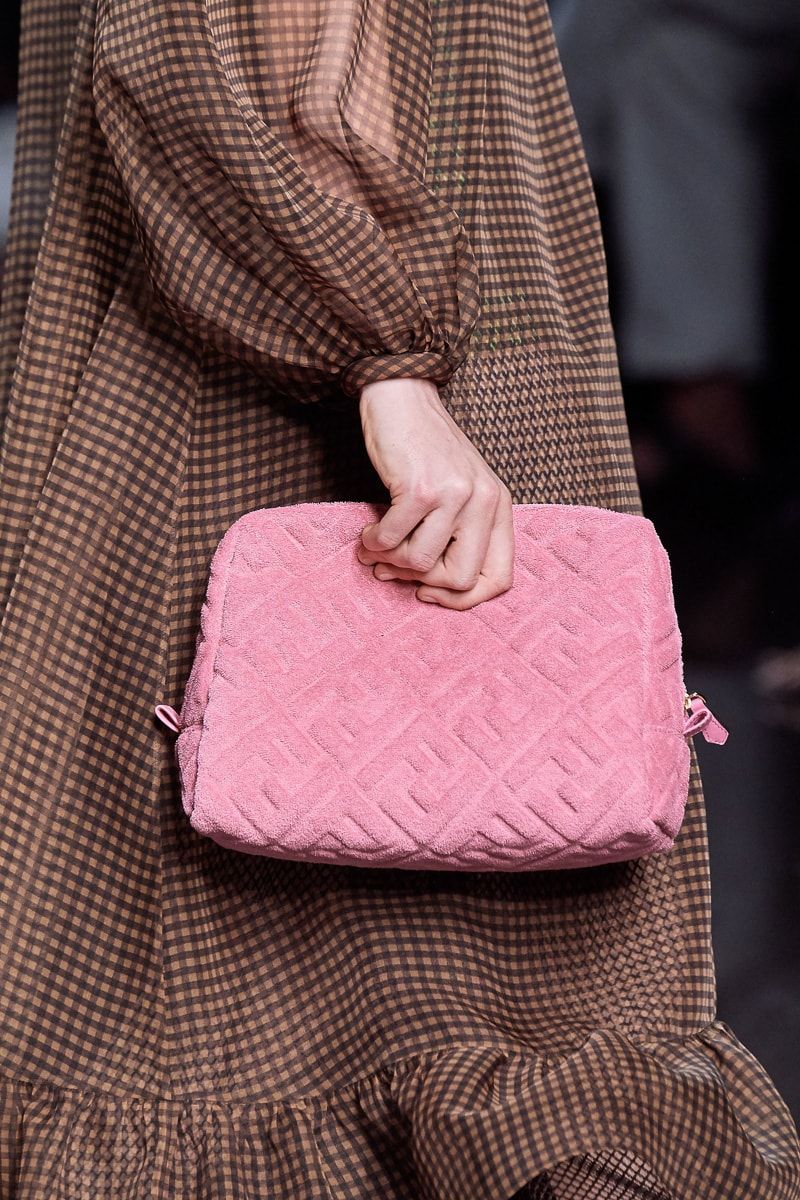 fashion-torbica-frotir-modnialmanah