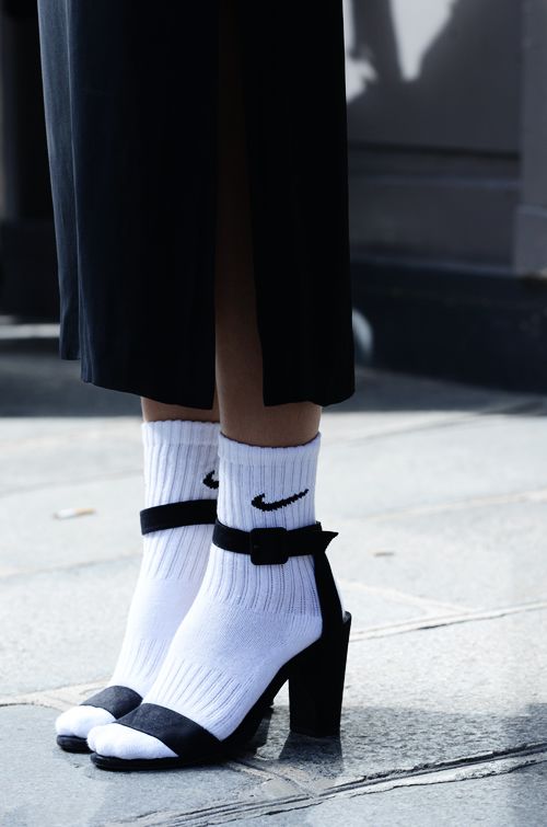 sportske-sokne-štikle-modnialmanha-fashion
