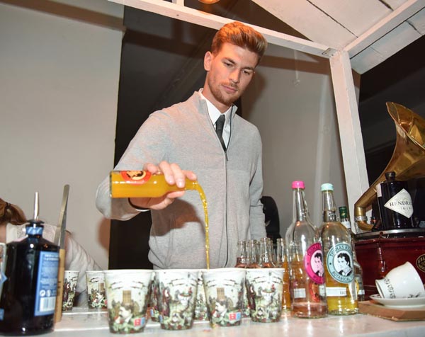 lifestyle-elfs-Thomas-Henry-tonic