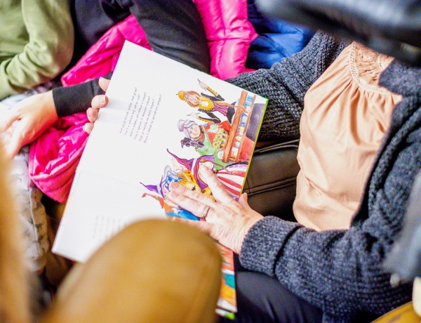 mozaik-knjiga-Djed-i-vještica-modnialmanah-lifestyle-1