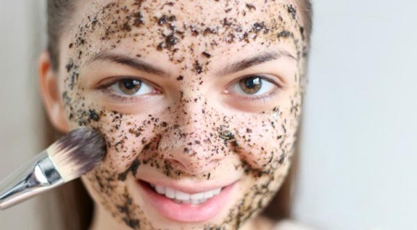 beauty-lice-koža-zima-zeleni-čaj-modnialmanah