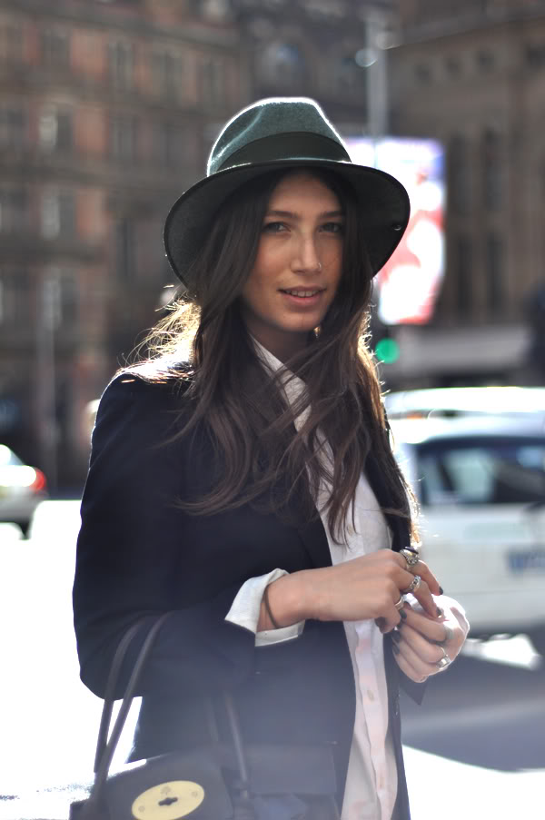 fashion-kapa-modni-detalj-zimski-look-modnialmanah