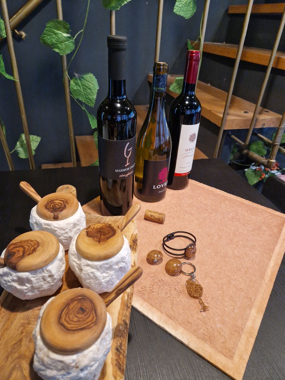 gastro-diwine-bar-modnialmanah-vinoeko-biodinamika