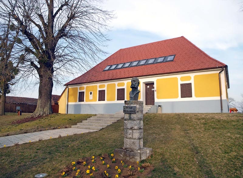virovitica-najljepše-od-hrvatske-modnialmanah-croatia-full-of-life-putovanje