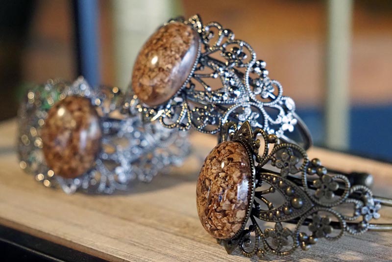 cork-croatia-fashion-nakit-pluto-čep-modnialmanah