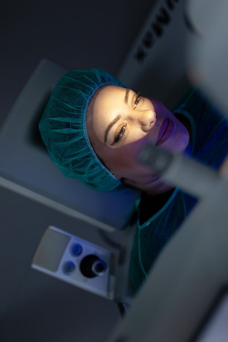 Poliklinika-Vukas-ReLEX-SMILE-metoda-zdravlje-dioptrija-oči-modnialmanah