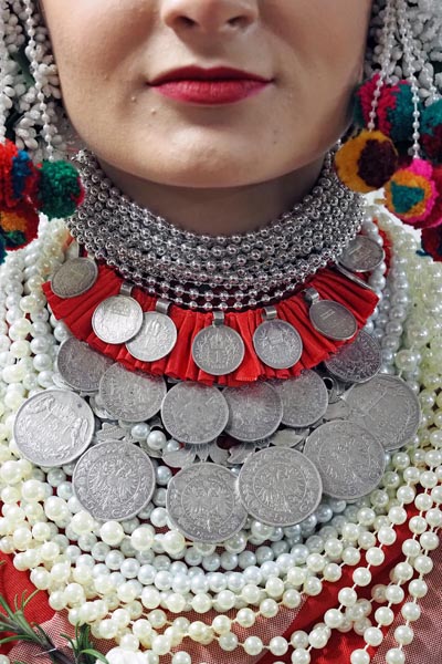 šokački-cvit-županja-modnialmanah-nošnja-tradicija-slavonija