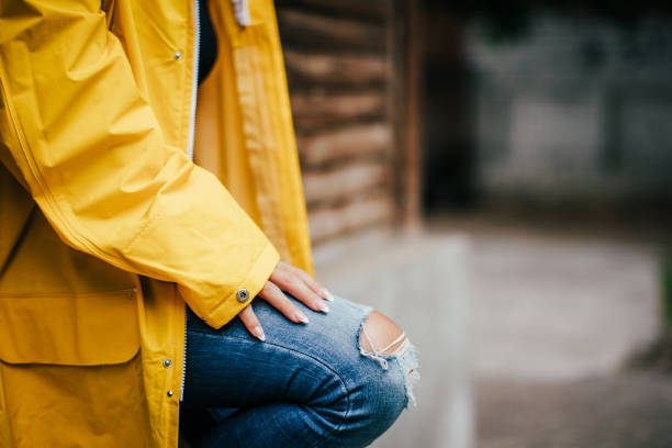 fashion-kišna-kabanica-žuta-raincoat-modnialmanah-moda
