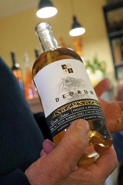ivine-vinske-priče-šibenik-skradin-vino-wine-enogastro-modnialmanah