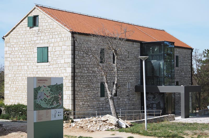 ivine-vinske-priče-šibenik-skradin-vino-wine-enogastro-modnialmanah